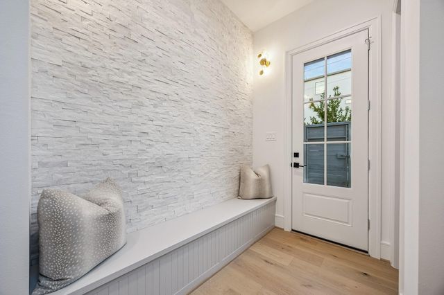 1202 W Drew, Houston, TX 77006