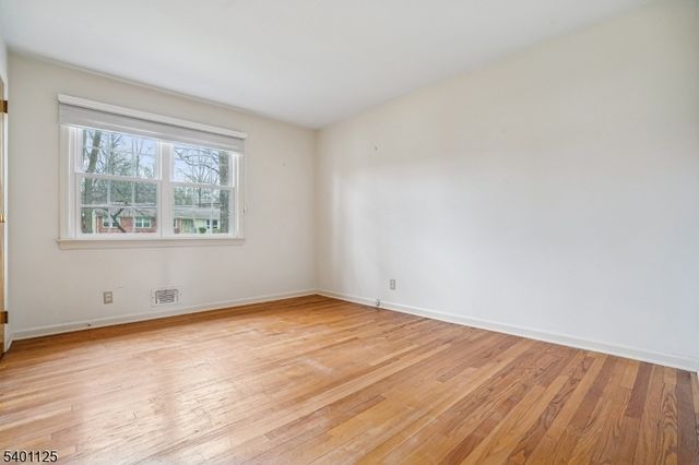 119 Cambridge Dr, Berkeley Heights Twp., NJ 07922