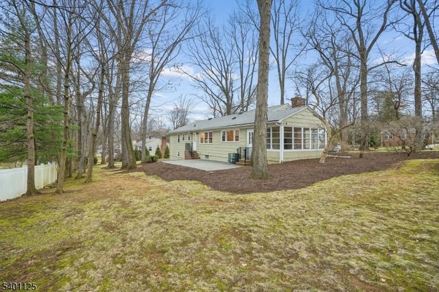 119 Cambridge Dr, Berkeley Heights Twp., NJ 07922