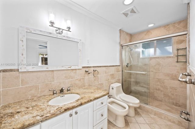 4400 SW 9th Ln, Miami, FL 33134