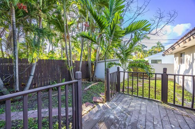 4400 SW 9th Ln, Miami, FL 33134