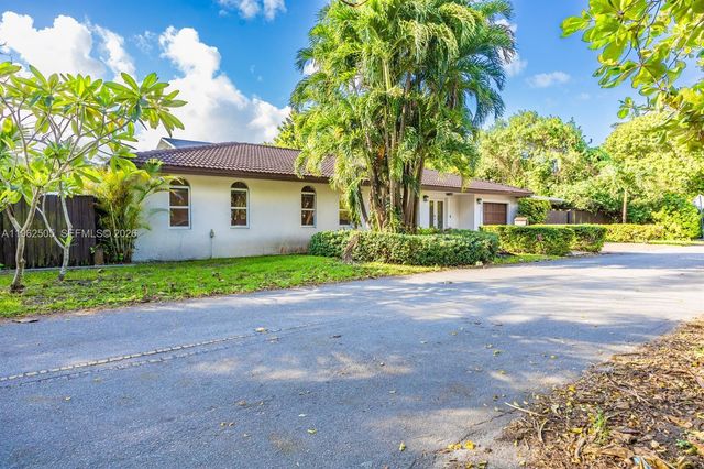 4400 SW 9th Ln, Miami, FL 33134