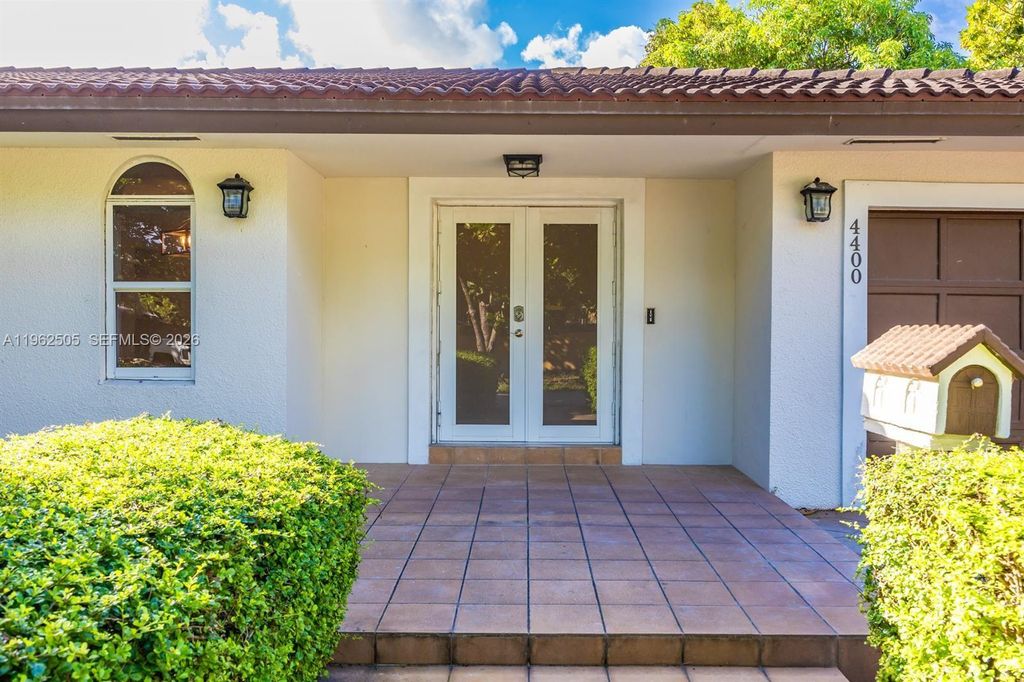 4400 SW 9th Ln, Miami, FL 33134