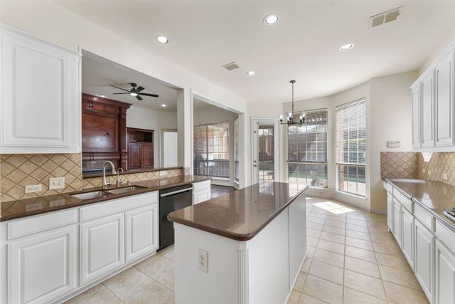 707 Wheaton Court, Allen, TX 75013