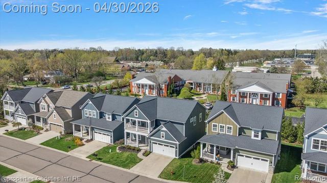 31035 Tremont Lane, Franklin, MI 48025