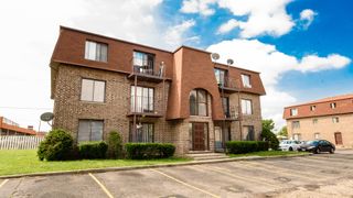 1543 S Ardmore Avenue E, Villa Park, IL 60181