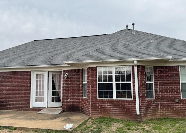 697 WYLIE DR, Brighton, TN 38011