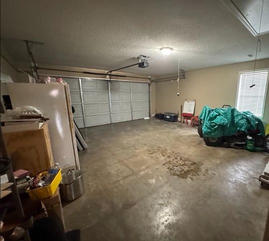 697 WYLIE DR, Brighton, TN 38011