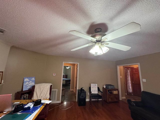 697 WYLIE DR, Brighton, TN 38011