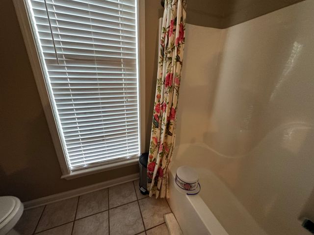 697 WYLIE DR, Brighton, TN 38011