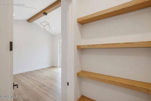 5444 Murietta Avenue, Sherman Oaks, CA 91401