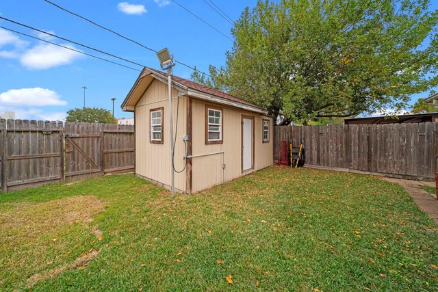 3805 Darling Avenue, Pasadena, TX 77503