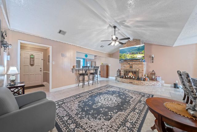 3805 Darling Avenue, Pasadena, TX 77503