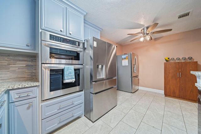 3805 Darling Avenue, Pasadena, TX 77503