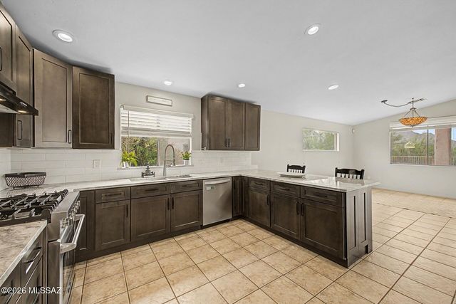 301 W Greys Road, Tucson, AZ 85737