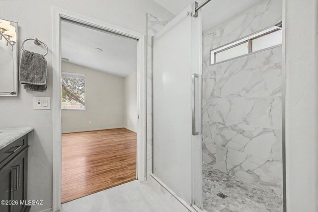 301 W Greys Road, Tucson, AZ 85737