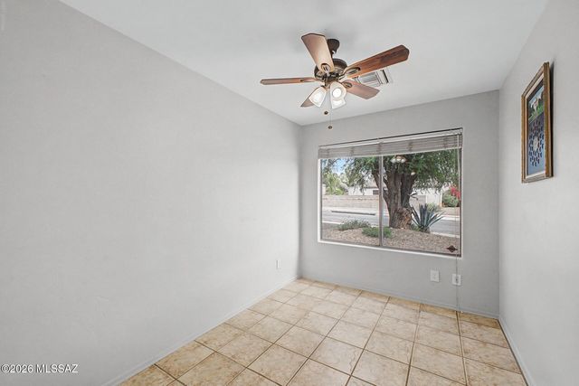301 W Greys Road, Tucson, AZ 85737