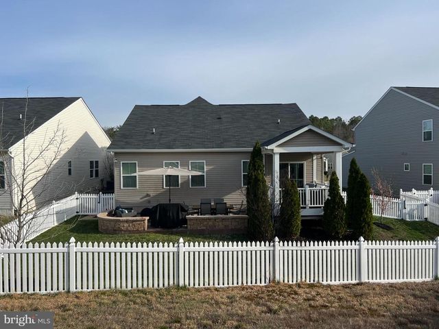 5424 HOLLEY OAK LN, Fredericksburg, VA 22407