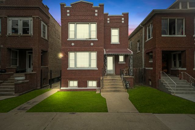 1802 S 50th Avenue, Cicero, IL 60804