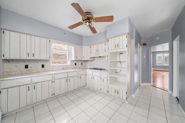 1802 S 50th Avenue, Cicero, IL 60804