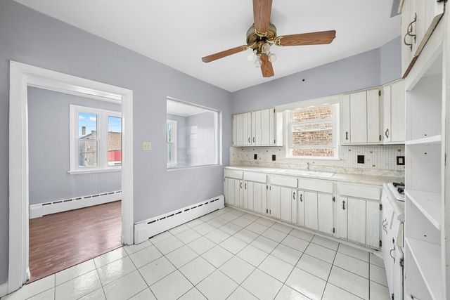 1802 S 50th Avenue, Cicero, IL 60804