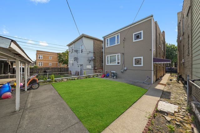 1802 S 50th Avenue, Cicero, IL 60804