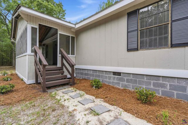 362 Old Macon Road, Gray, GA 31032
