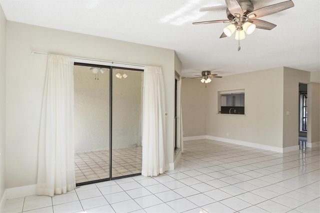 3242 Perimeter Drive, Greenacres, FL 33467