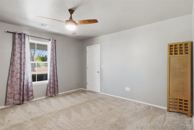 37810 E 211th Street S, Porter, OK 74454
