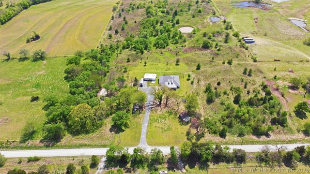 37810 E 211th Street S, Porter, OK 74454