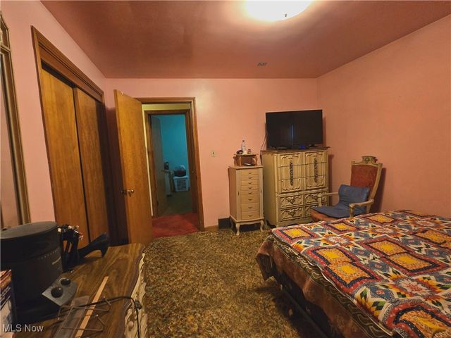 575 Woodside Avenue, Youngstown, OH 44505