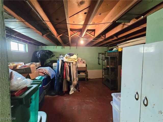 575 Woodside Avenue, Youngstown, OH 44505