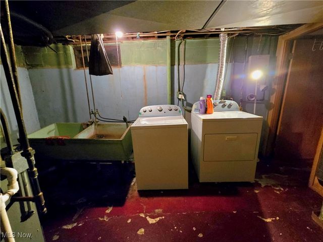 575 Woodside Avenue, Youngstown, OH 44505