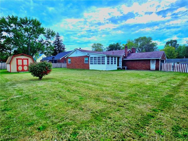 575 Woodside Avenue, Youngstown, OH 44505