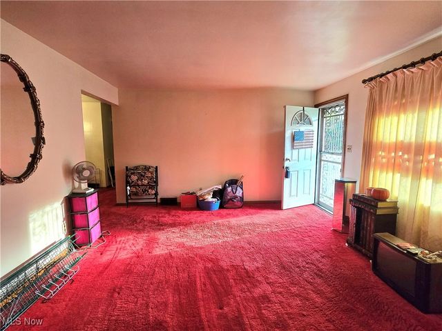 575 Woodside Avenue, Youngstown, OH 44505