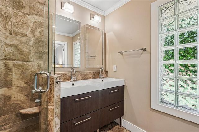 2822 Cartwright Drive, Decatur, GA 30033