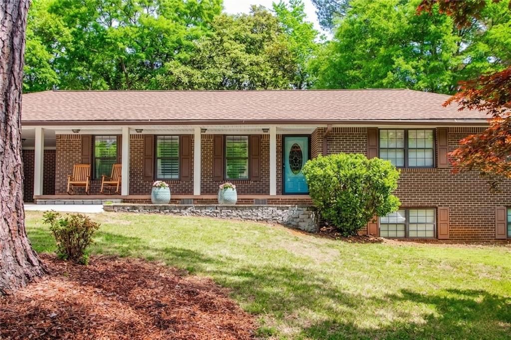 2822 Cartwright Drive, Decatur, GA 30033