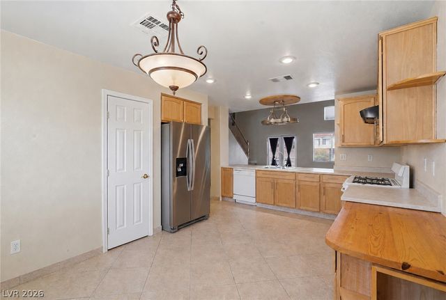 3731 Canary Creek Avenue, North Las Vegas, NV 89031