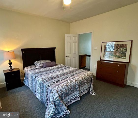 1425 N LAWRENCE ST, Philadelphia, PA 19122