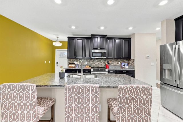 5305 STOIC VALE DRIVE, Wimauma, FL 33598