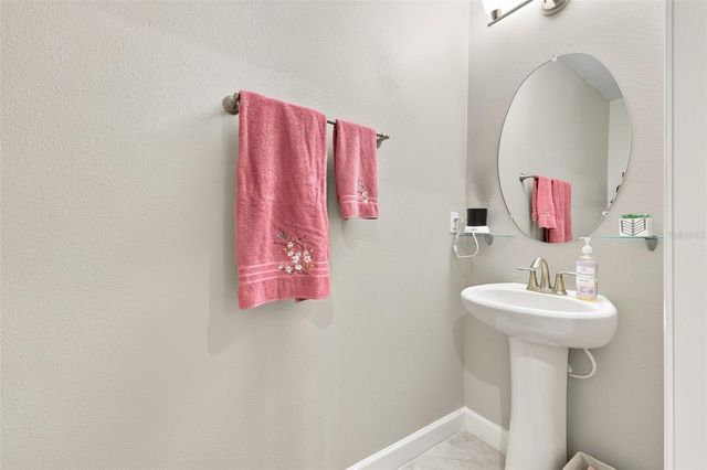 5305 STOIC VALE DRIVE, Wimauma, FL 33598