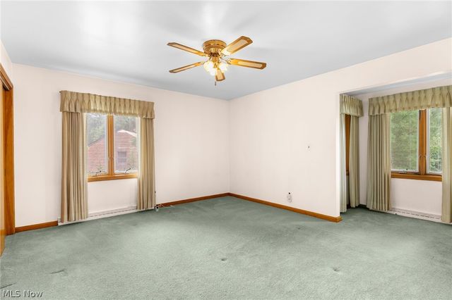 4122 Devon Drive SE, Warren, OH 44484