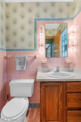 4122 Devon Drive SE, Warren, OH 44484