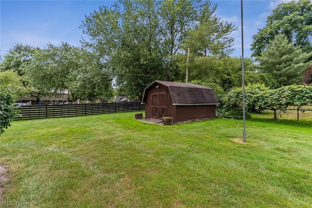 4122 Devon Drive SE, Warren, OH 44484