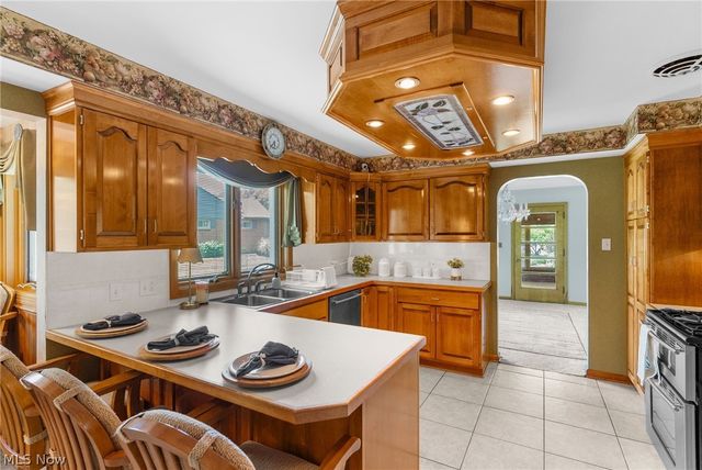 4122 Devon Drive SE, Warren, OH 44484