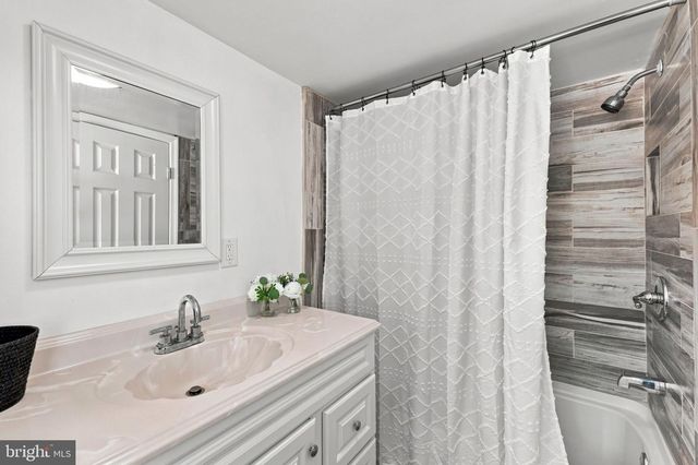 36 AVONDALE ST, Laurel, MD 20707