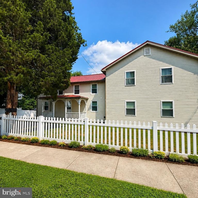 36 AVONDALE ST, Laurel, MD 20707