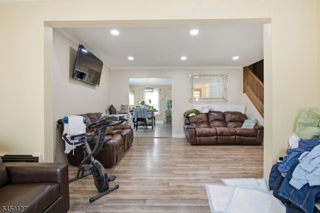 305 Stockton Ave, Roselle Boro, NJ 07203 — photo 5