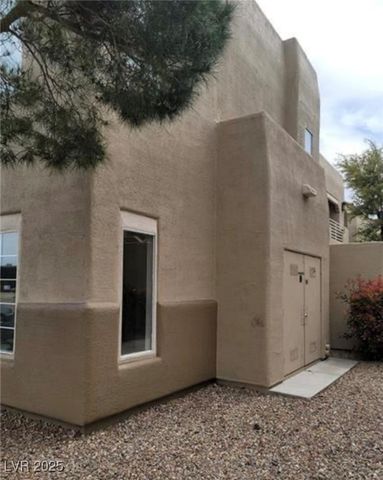 1909 Villa Palms Court 109, Las Vegas, NV 89128