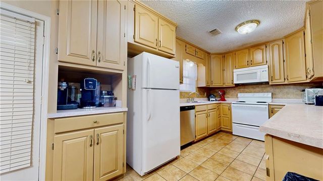 131 Fawn Lane, Blackshear, GA 31516